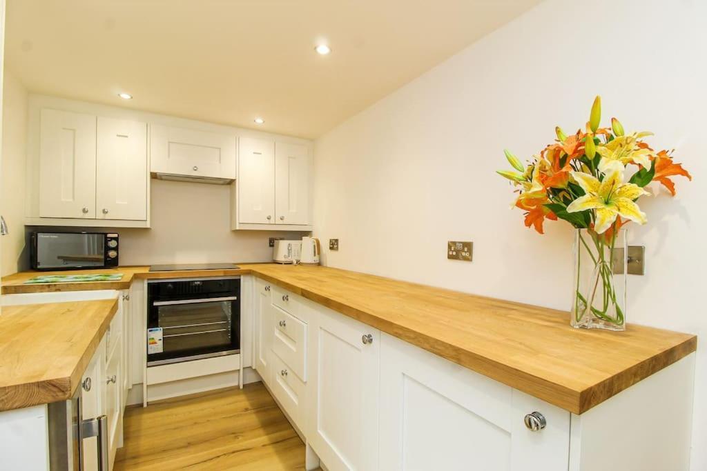 Millstone Cottage Newmillerdam Hill Top エクステリア 写真