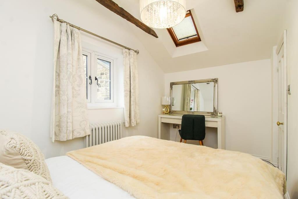 Millstone Cottage Newmillerdam Hill Top エクステリア 写真
