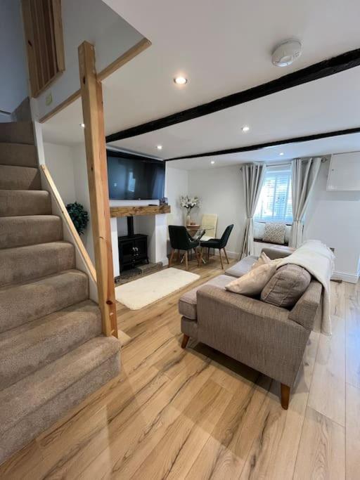 Millstone Cottage Newmillerdam Hill Top エクステリア 写真