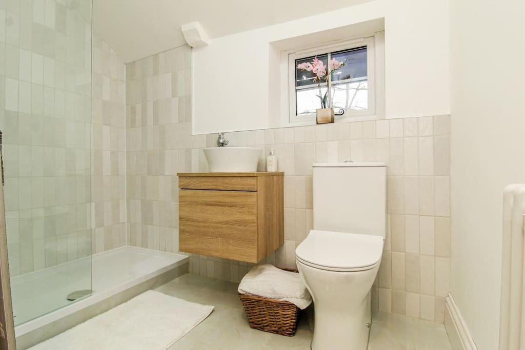 Millstone Cottage Newmillerdam Hill Top エクステリア 写真